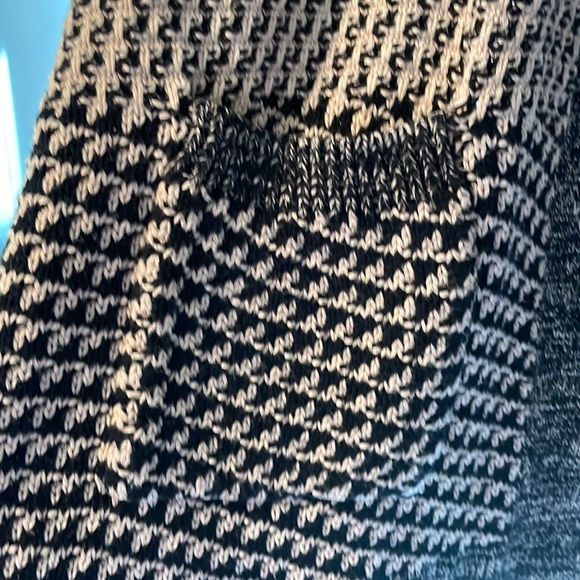 EUC like new Isaac mizrahi live! cardigan medium - Picture 5 of 11